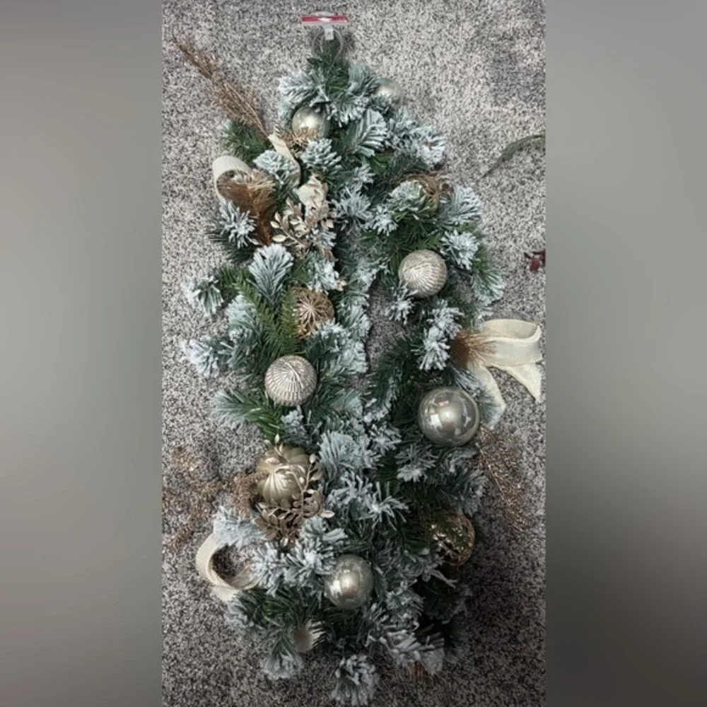 Ashland Frosted Green and Silver Holiday Garland